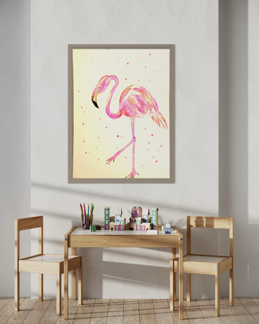 "Flamingo" - En konstnärlig skildring av en rosa flamingo mot en ljust gulaktig bakgrund. Tropisk skönhet fångad i varje penseldrag.